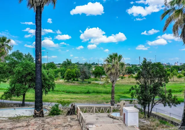 Photo 1 of Land for sale at 1501 W Magnolia Ave, San Antonio, TX 78201 | MLS# 1796073 | Listing updated on 2025-04-04