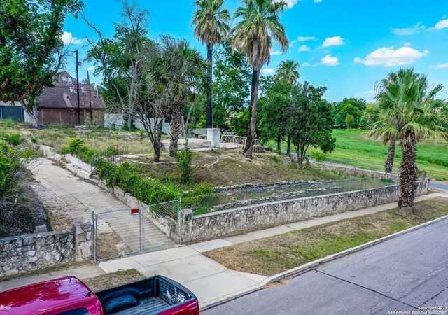 Photo 4 of Land for sale at 1501 W Magnolia Ave, San Antonio, TX 78201 | MLS# 1796073 | Listing updated on 2025-04-04