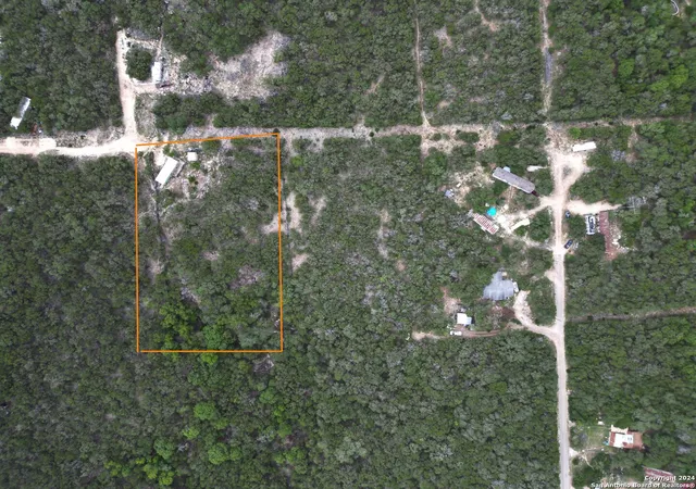 Homes for sale in Lakehills, TX | 2991 Avenue J, Lakehills, TX 78063 | MLS# 1796123