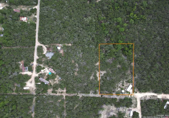 Homes for sale in Lakehills, TX | 2991 Avenue J, Lakehills, TX 78063 | MLS# 1796123