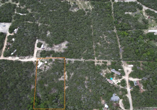 Homes for sale in Lakehills, TX | 2991 Avenue J, Lakehills, TX 78063 | MLS# 1796123