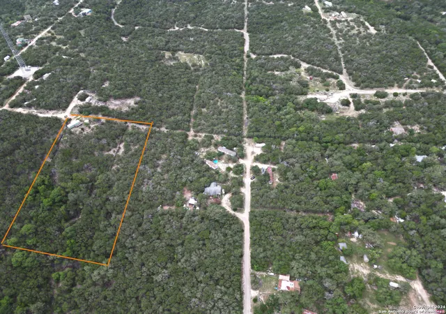 Homes for sale in Lakehills, TX | 2991 Avenue J, Lakehills, TX 78063 | MLS# 1796123