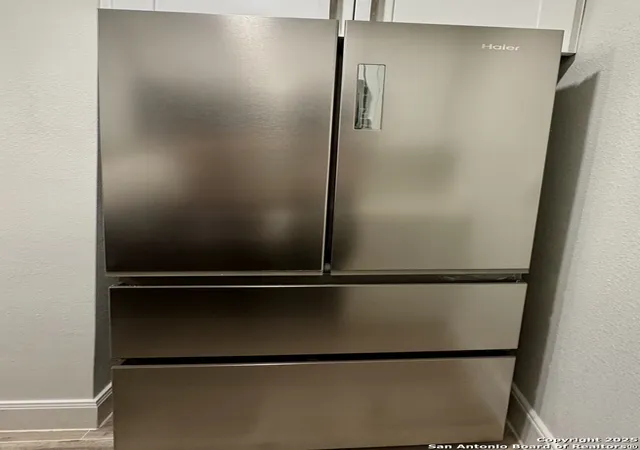 4th image of 7711 Broadway #26C, San Antonio, TX 78209 | MLS# 1796164