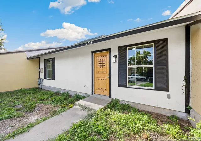 Photo 1 of Single family home for sale at 5943 Fairbrook, San Antonio, TX 78242 | MLS# 1798013 | Listing updated on 2026-05-20