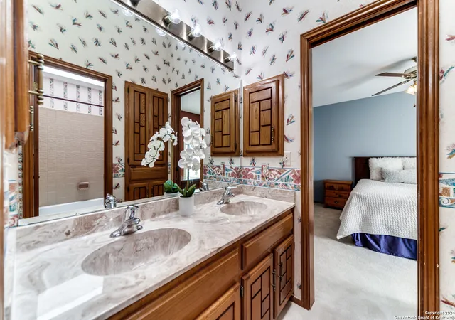 Photo 4 of Single family home for sale at 8030 Pimlico Ln, Boerne, TX 78015 | MLS# 1798258 | Listing updated on 2025-02-27