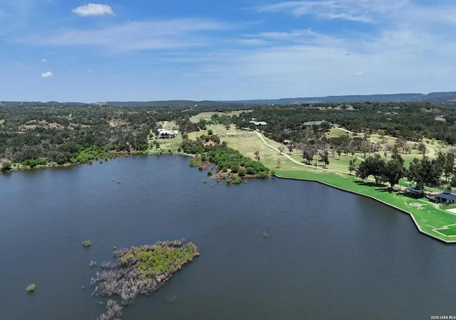 15th image of 281 Chimney Cove, Marble Falls, TX 78654 | MLS# 1799774