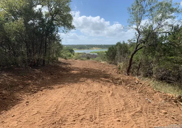 Photo 4 of Land for sale at 281 Chimney Cove, Marble Falls, TX 78654 | MLS# 1799774 | Listing updated on 2026-08-12