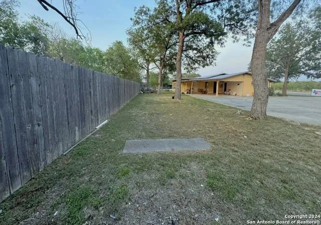 2nd image of 1112 Garner Field Rd, Uvalde, TX 78801 | MLS# 1800684