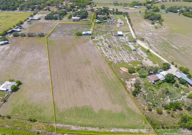 Photo 2 of Land for sale at Tbd Pearsall Rd, Atascosa, TX 78002 | MLS# 1800696 | Listing updated on 2025-09-04
