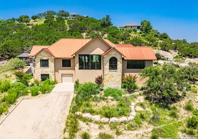 Photo 3 of Single family home for sale at 230 Waggoman Dr, Kerrville, TX 78028 | MLS# 1801089 | Listing updated on 2025-08-17