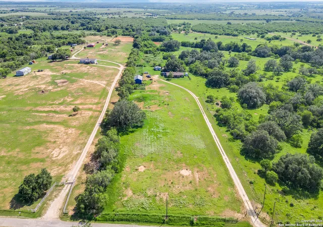 34th image of 1520 County Road 223, Floresville, TX 78114 | MLS# 1802145