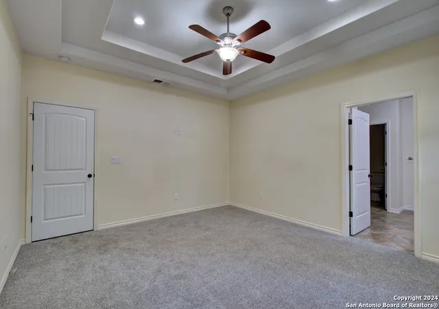 Photo 4 of Single family home for sale at 193 County Road 6872, Natalia, TX 78059 | MLS# 1802176 | Listing updated on 2025-02-18