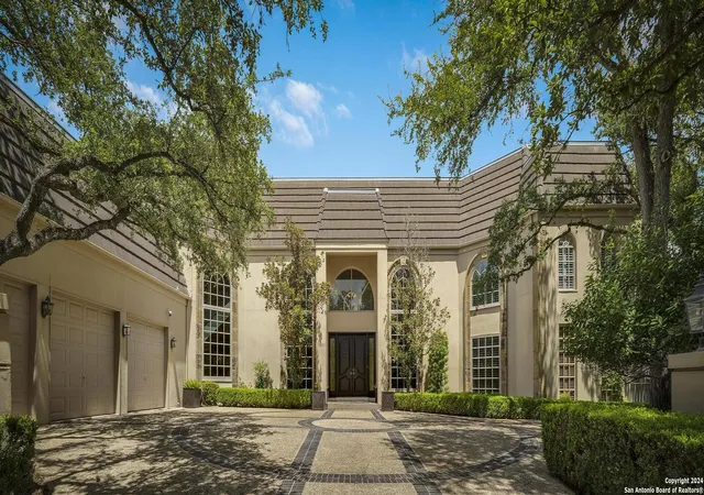 Photo 2 of Single family home for sale at 11748 Mill Rock Rd, San Antonio, TX 78230 | MLS# 1804545 | Listing updated on 2026-01-27