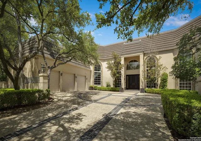 Photo 3 of Single family home for sale at 11748 Mill Rock Rd, San Antonio, TX 78230 | MLS# 1804545 | Listing updated on 2026-01-27