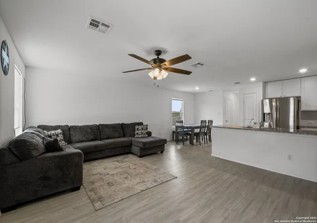 Photo 3 of Single family home for sale at 7219 Tides Trl, San Antonio, TX 78252 | MLS# 1804849 | Listing updated on 2026-03-02