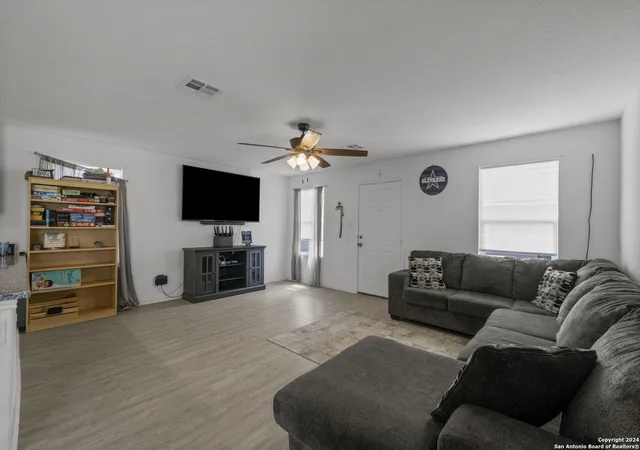 Photo 4 of Single family home for sale at 7219 Tides Trl, San Antonio, TX 78252 | MLS# 1804849 | Listing updated on 2026-03-02