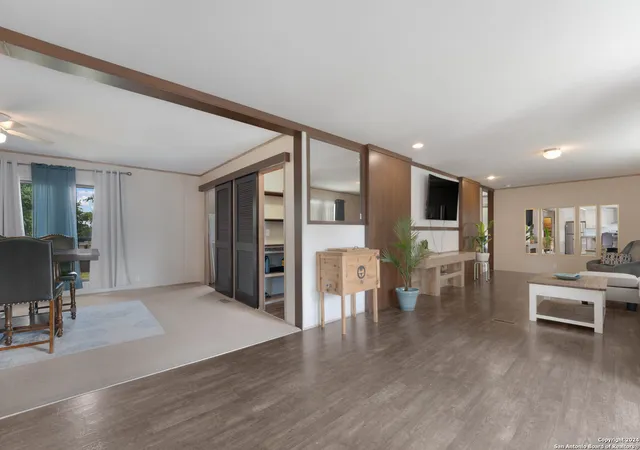 Photo 1 of Manufactured home for sale at 125 Skyline Rdg, San Marcos, TX 78666 | MLS# 1805014 | Listing updated on 2025-11-03