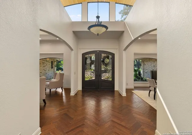 Photo 3 of Mansion for sale at #5 Ashin Way, San Antonio, TX 78232 | MLS# 1805642 | Listing updated on 2025-10-27