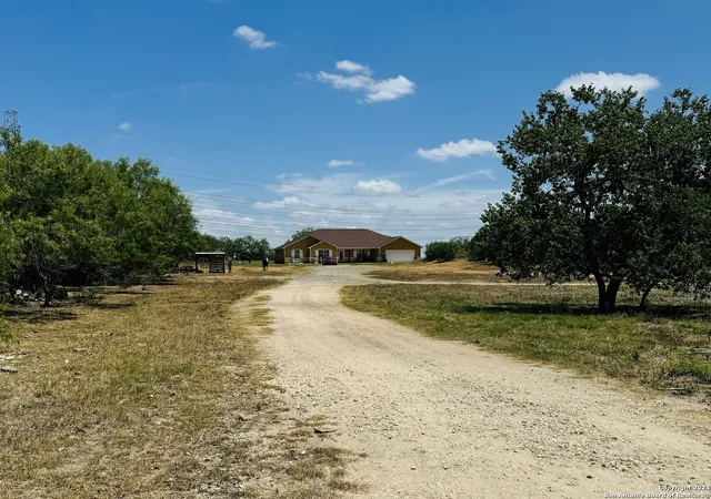 Photo 2 of Single family home for sale at 8546 Real Rd, San Antonio, TX 78263 | MLS# 1805657 | Listing updated on 2026-08-10
