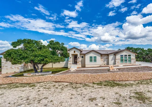 Photo 2 of Single family home for sale at 3105 Comal Springs, Canyon Lake, TX 78133 | MLS# 1805746 | Listing updated on 2026-03-24