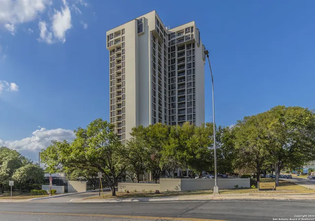 Photo 2 of Condo for sale at 7701 Wurzbach Road #2302, San Antonio, TX 78229 | MLS# 1805761 | Listing updated on 2025-12-30