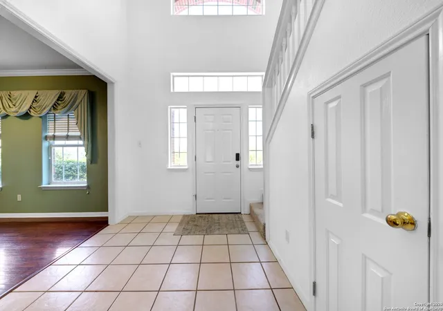 Photo 2 of Single family home for sale at 2294 Johnson Rd, Canyon Lake, TX 78133 | MLS# 1806208 | Listing updated on 2025-09-21