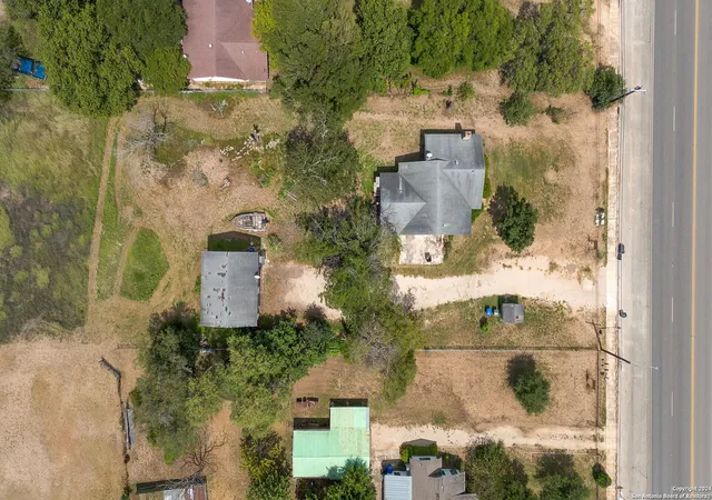 Photo 4 of Single family home for sale at 3435 S Ww White Rd, San Antonio, TX 78222 | MLS# 1806474 | Listing updated on 2025-10-02