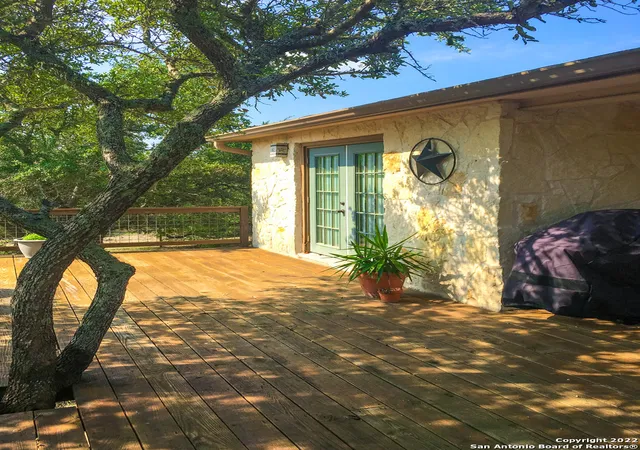 3rd image of 208 Scenic Mountain Dr, Lakehills, TX 78063 | MLS# 1808562