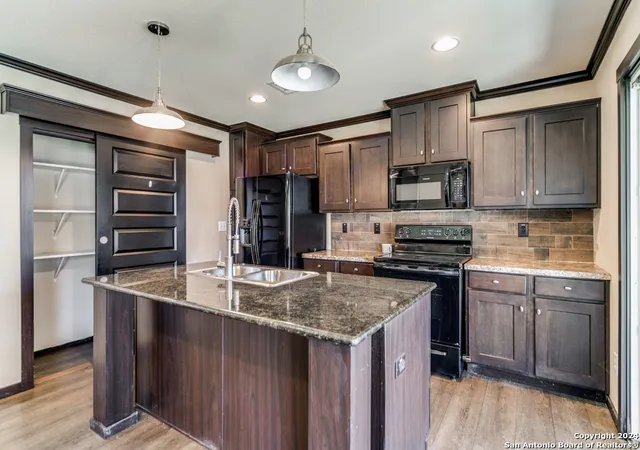 Photo 3 of Sale Pending at 197 Prairie 1520, Bandera, TX 78003 | MLS# 1808632 | Listing updated on 2025-11-17