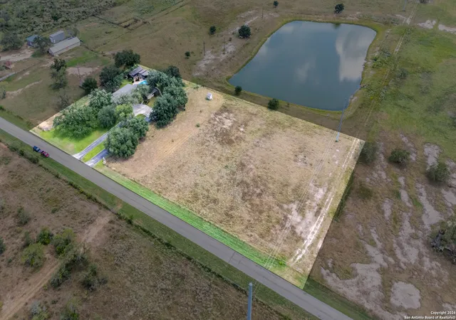 5th image of 435 Pine Meadow Rd, Seguin, TX 78155 | MLS# 1808688