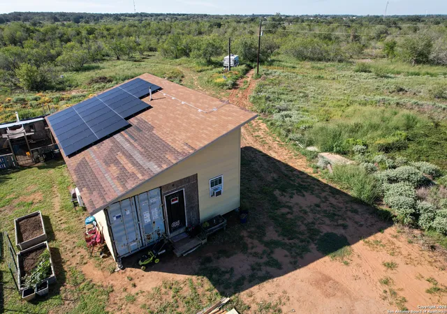 Homes for sale in Stockdale, TX | 1366 County Road 467, Stockdale, TX 78160 | MLS# 1809285