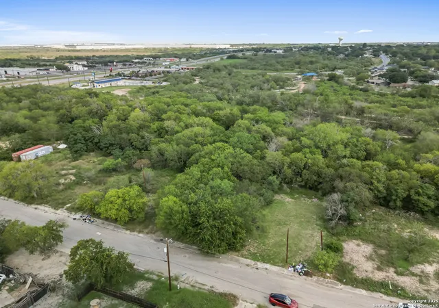 Photo 2 of Land for sale at 2518 Mcnutt, San Antonio, TX 78222 | MLS# 1810000 | Listing updated on 2025-11-12