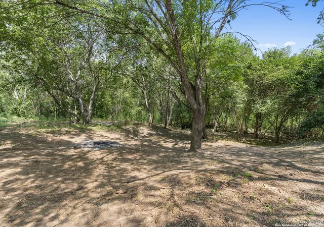 Photo 4 of Land for sale at 2518 Mcnutt, San Antonio, TX 78222 | MLS# 1810000 | Listing updated on 2025-11-12