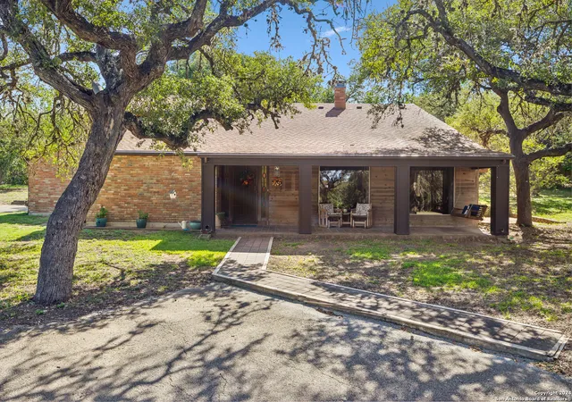 Photo 1 of Single family home for sale at 1809 Green Valley Rd, Cibolo, TX 78108 | MLS# 1810274 | Listing updated on 2025-10-23