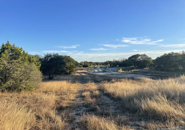 Photo 3 of Sale Pending at 791 Rayner Ranch Blvd, Spring Branch, TX 78070 | MLS# 1811080 | Listing updated on 2026-01-16