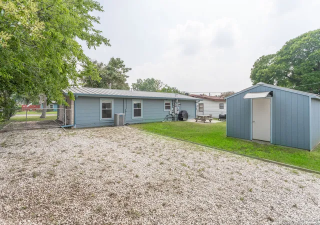 12th image of 229 Weathercock Lane, Windcrest, TX 78239 | MLS# 1811152