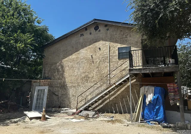 Photo 3 of Single family home for sale at 348 Pendleton Ave, San Antonio, TX 78204 | MLS# 1811326 | Listing updated on 2025-06-06