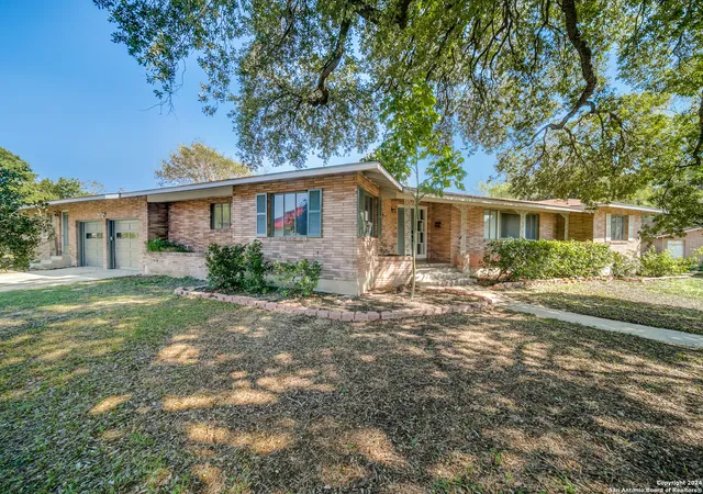 Photo 1 of Sale Pending at 101 Linda Dr, San Antonio, TX 78216 | MLS# 1811916 | Listing updated on 2025-10-27