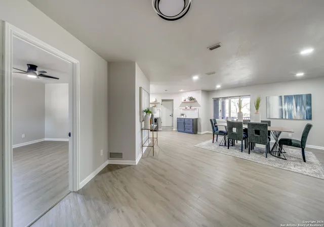 Photo 3 of Sale Pending at 101 Linda Dr, San Antonio, TX 78216 | MLS# 1811916 | Listing updated on 2025-10-27