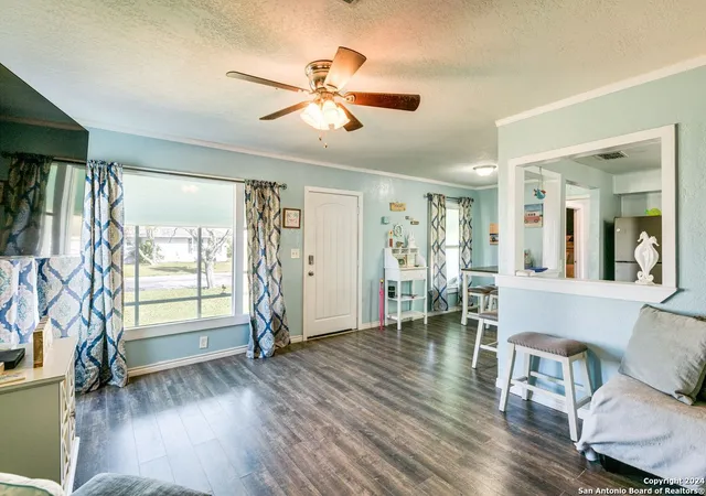 Homes for sale in Aransas Pass, TX | 243 E Magnolia, Aransas Pass, TX 78336 | MLS# 1811928