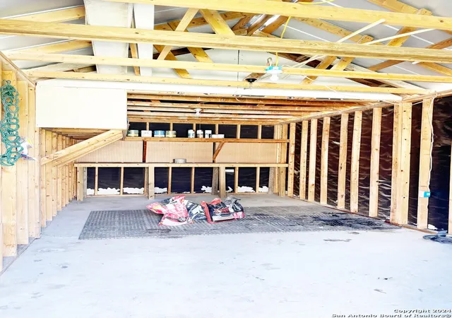 28th image of 133 Rio Grande St, Uvalde, TX 78801 | MLS# 1812047