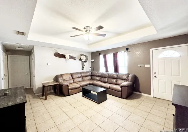 5th image of 133 Rio Grande St, Uvalde, TX 78801 | MLS# 1812047