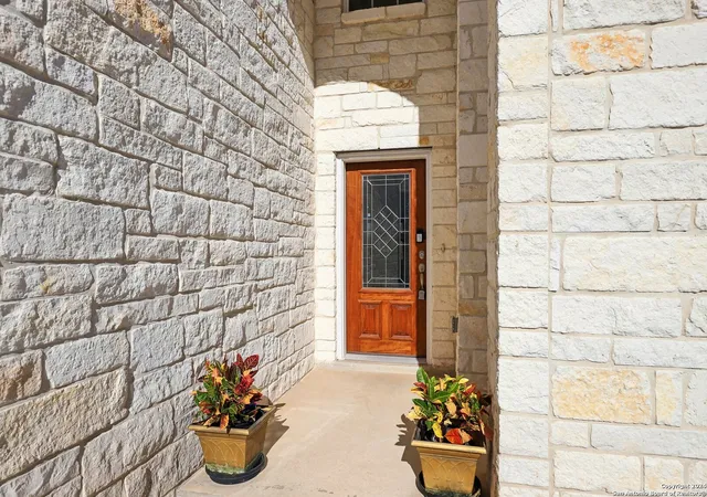 Photo 3 of Single family home for sale at 4117 Monteverde Vw, San Antonio, TX 78261 | MLS# 1812594 | Listing updated on 2025-09-20