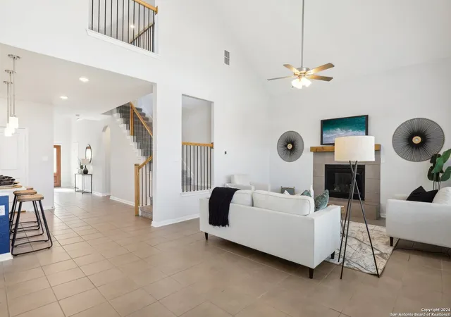 Photo 3 of Single family home for sale at 4117 Monteverde Vw, San Antonio, TX 78261 | MLS# 1812594 | Listing updated on 2025-09-20