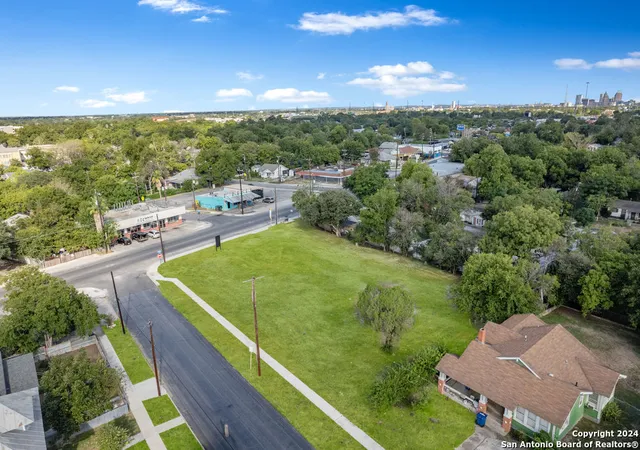 Homes for sale in San Antonio, TX | 101 Glenwood Ct, San Antonio, TX 78210 | MLS# 1812725