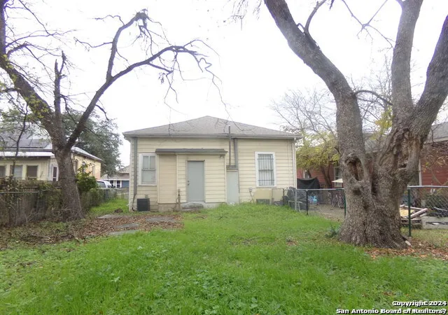 18th image of 418 Warren St, San Antonio, TX 78212 | MLS# 1812826
