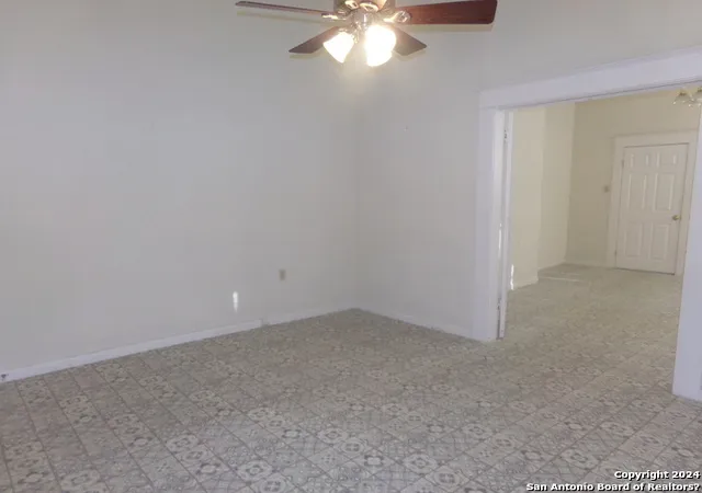 3rd image of 418 Warren St, San Antonio, TX 78212 | MLS# 1812826
