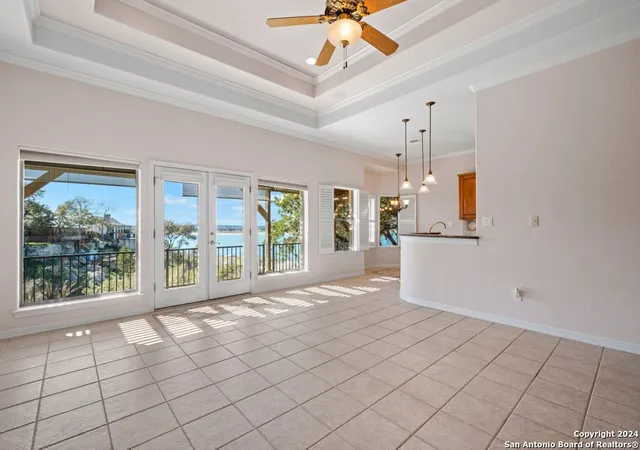 Photo 3 of Single family home for sale at 1925 Glenn Dr, Canyon Lake, TX 78133 | MLS# 1813363 | Listing updated on 2025-08-14