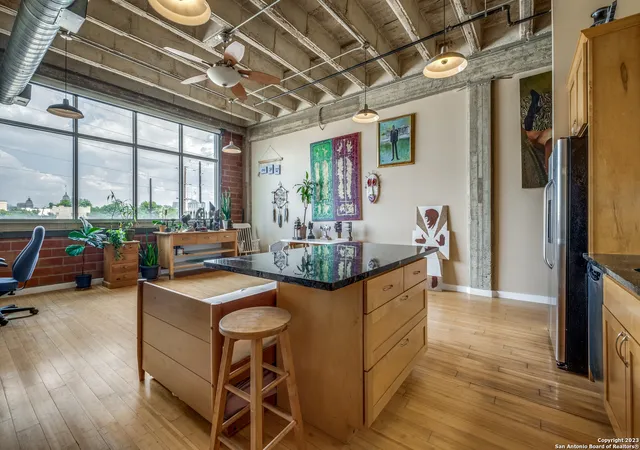 Photo 3 of Sale Pending at 1331 S Flores St #213, San Antonio, TX 78204 | MLS# 1813466 | Listing updated on 2026-03-10
