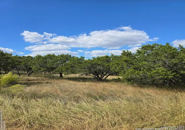 Photo 1 of Land for sale at 2142 Alto Lago, Canyon Lake, TX 78133 | MLS# 1814015 | Listing updated on 2025-04-11